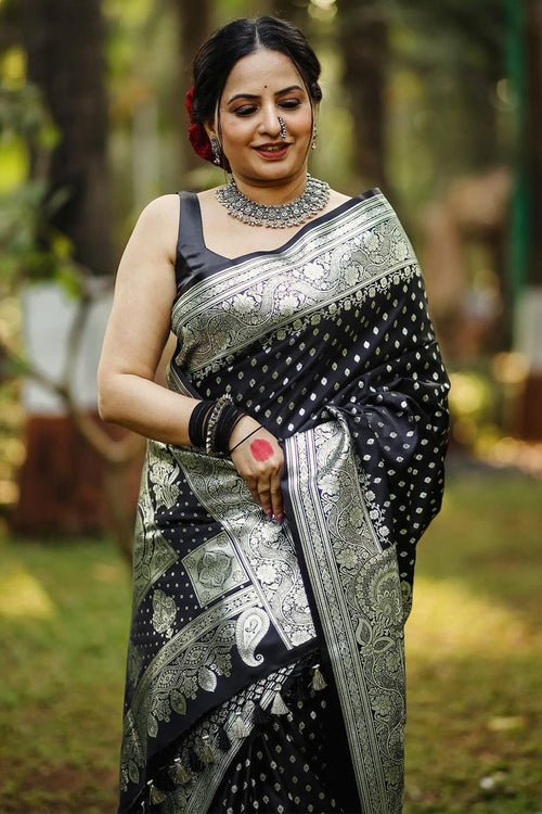 Load image into Gallery viewer, Mesmeric Black Soft Silk Saree With Breathtaking Blouse Piece
