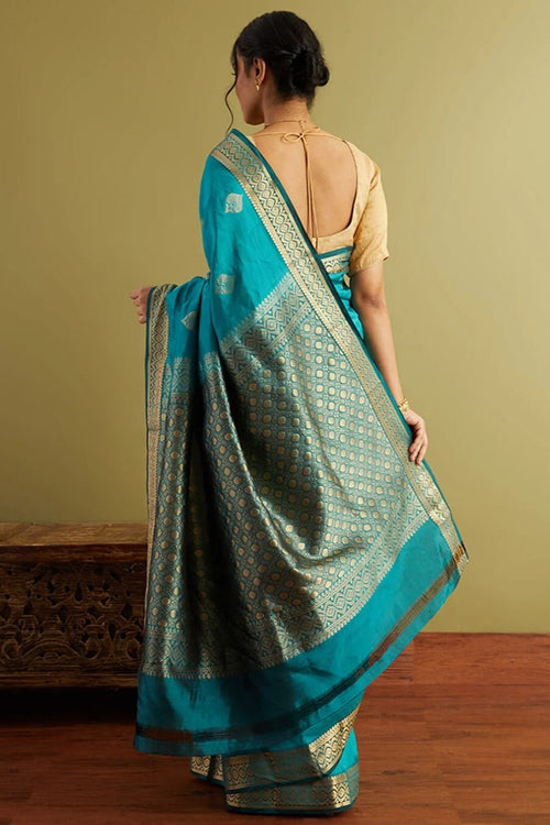 Load image into Gallery viewer, Alluring Firozi Soft Silk Saree With Classy Blouse Piece
