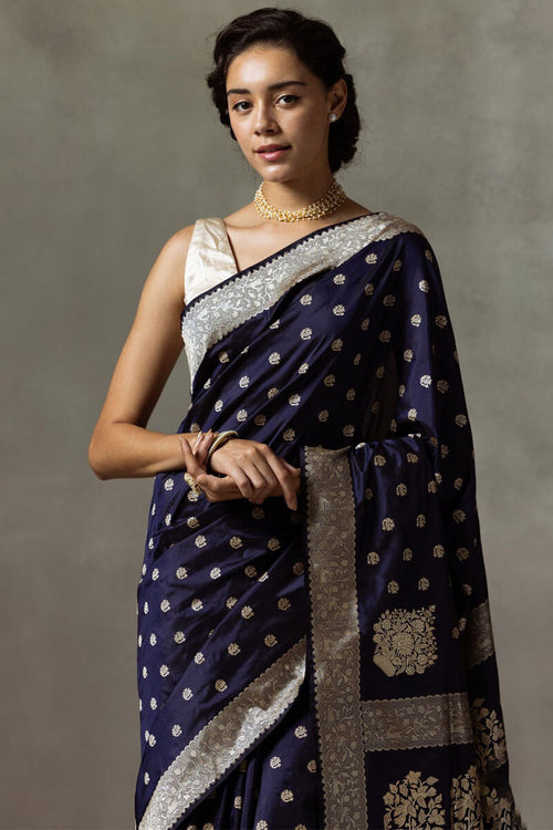 Load image into Gallery viewer, Lissome Navy Blue Soft Silk Saree With Engaging Blouse Piece
