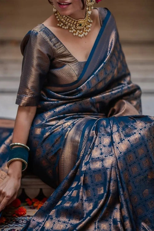 Load image into Gallery viewer, Exquisite Blue Soft Silk Saree With Preferable Blouse Piece
