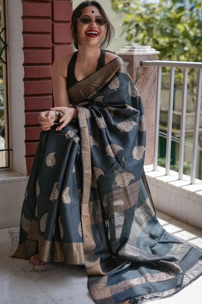 Felicitous Black Linen Silk Saree With Enigmatic Blouse Piece