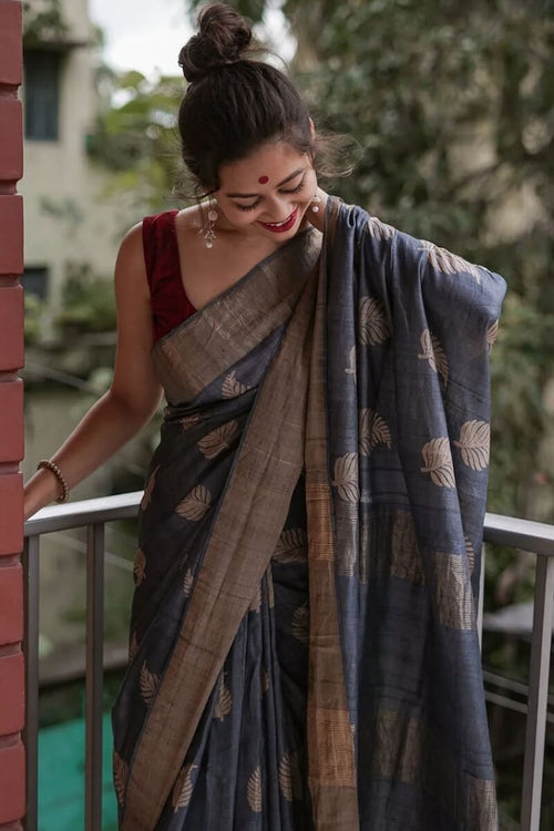 Load image into Gallery viewer, Snappy Grey Linen Silk Saree With Pulsating Blouse Piece
