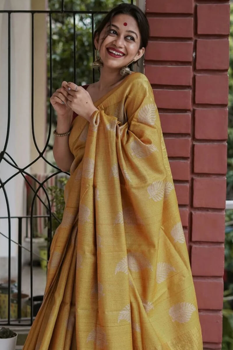 Exquisite Mustard Linen Silk Saree With Transcendent Blouse Piece