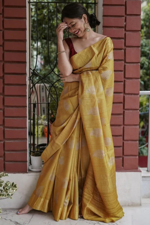 Load image into Gallery viewer, Exquisite Mustard Linen Silk Saree With Transcendent Blouse Piece
