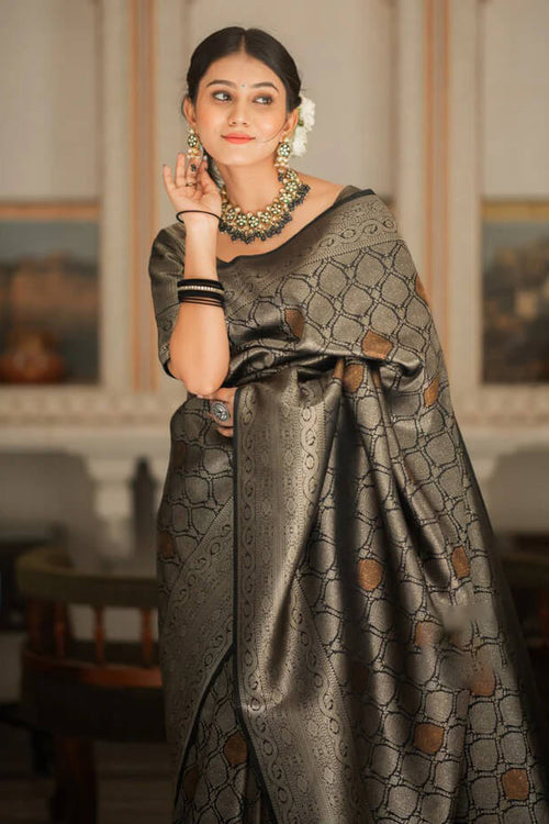 Load image into Gallery viewer, Sumptuous Black Soft Silk Saree With Imbrication Blouse Piece
