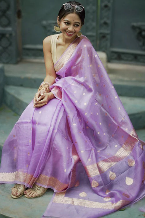 Load image into Gallery viewer, Refreshing Lavender Linen Silk Saree With Phenomenal Blouse Piece
