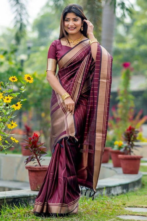 Load image into Gallery viewer, Bewitching Wine Soft Silk Saree With Fugacious Blouse Piece
