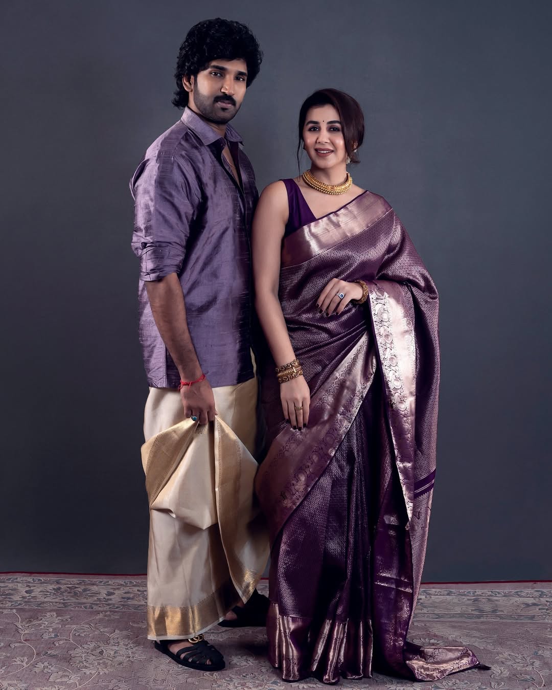 Evanescent Purple Soft Silk Saree With Brood Blouse Piece