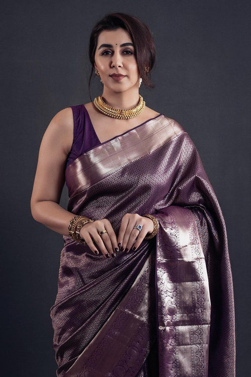 Load image into Gallery viewer, Evanescent Purple Soft Silk Saree With Brood Blouse Piece
