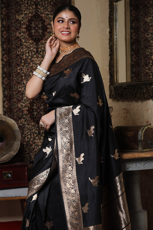 Load image into Gallery viewer, Desuetude Black Soft Silk Saree With Epiphany Blouse Piece
