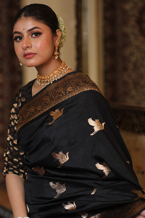 Load image into Gallery viewer, Desuetude Black Soft Silk Saree With Epiphany Blouse Piece
