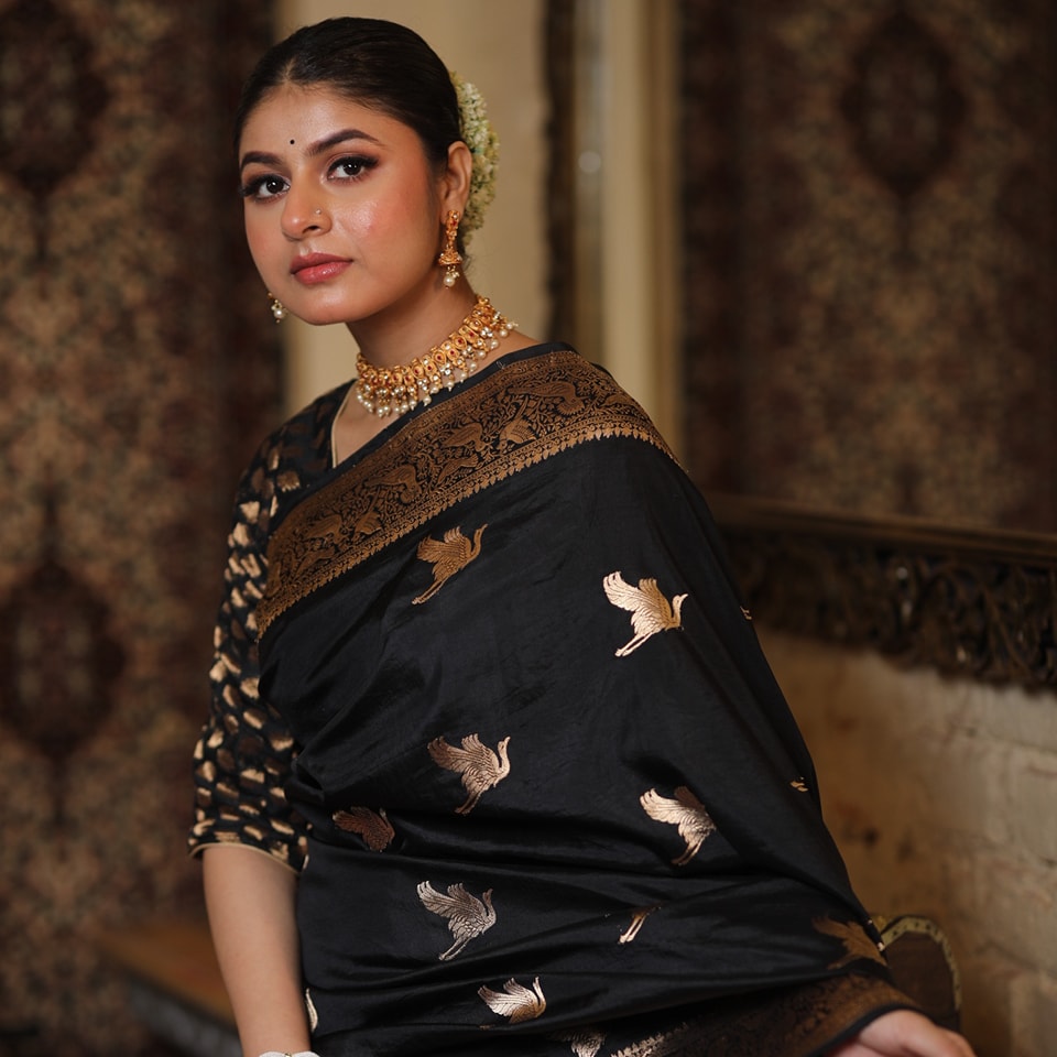 Desuetude Black Soft Silk Saree With Epiphany Blouse Piece