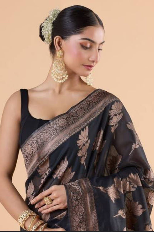 Load image into Gallery viewer, Wonderful Black Soft Silk Saree With Smart Blouse Piece
