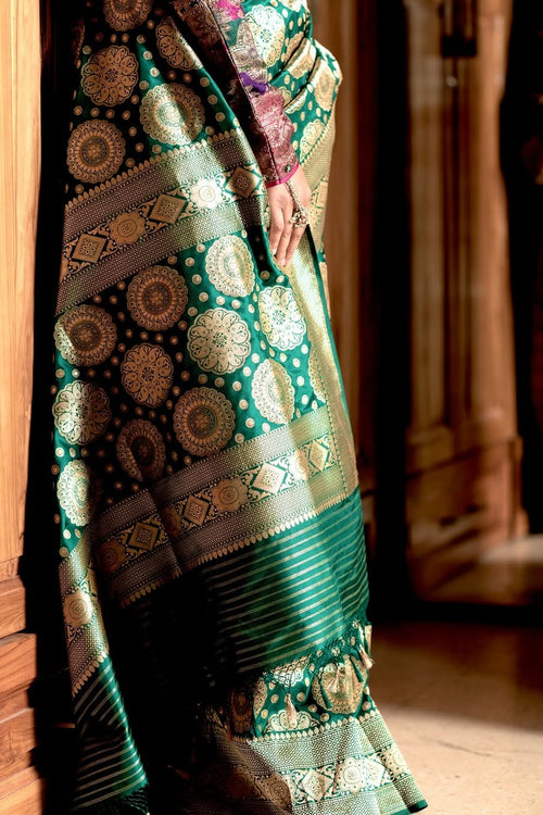 Load image into Gallery viewer, Mesmerising Dark Green Soft Silk Saree With Elegant Blouse Piece
