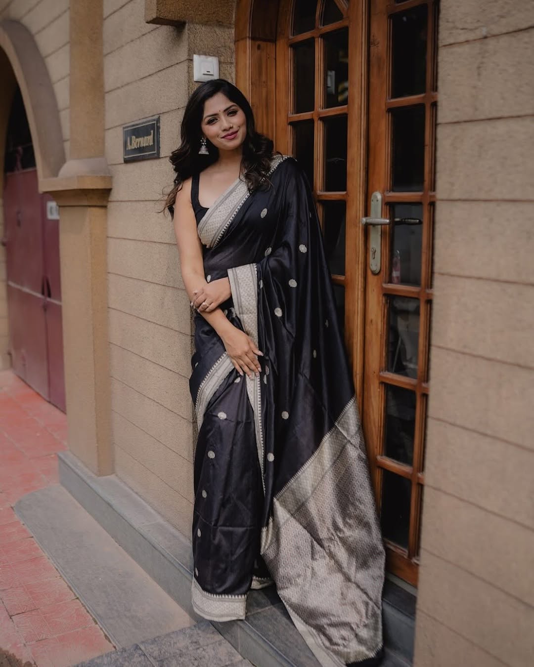 Assemblage Black Soft Silk Saree With Ebullience Blouse Piece