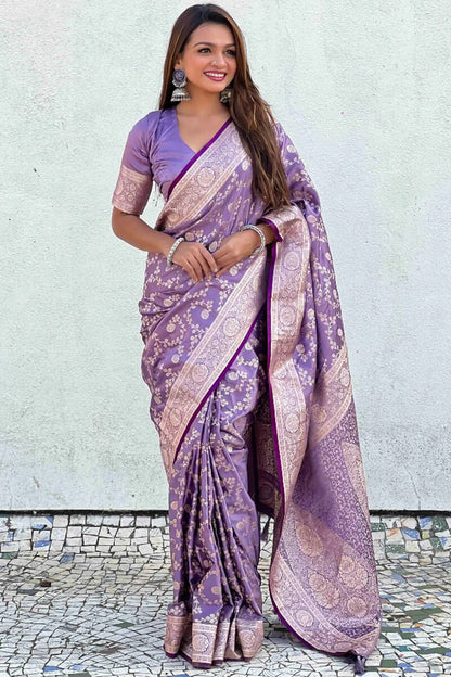 Artistic Lavender Soft Silk Saree With Jubilant Blouse Piece