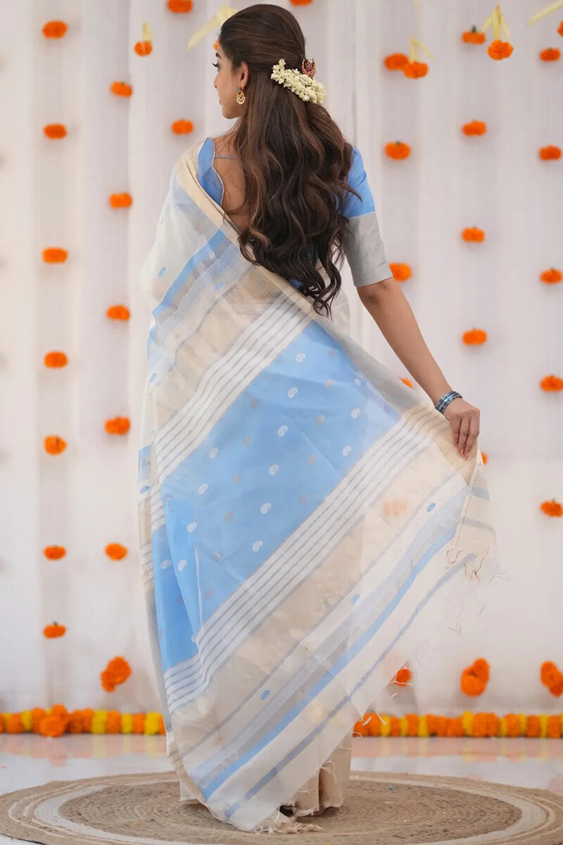 Resonant Beige Cotton Silk Saree With Gossamer Blouse Piece