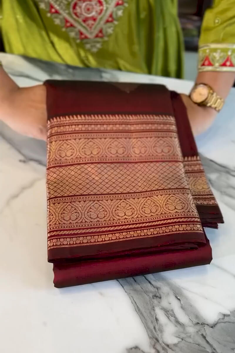 Splendorous Wine Soft Banarasi Silk Saree With Nebula Blouse Piece