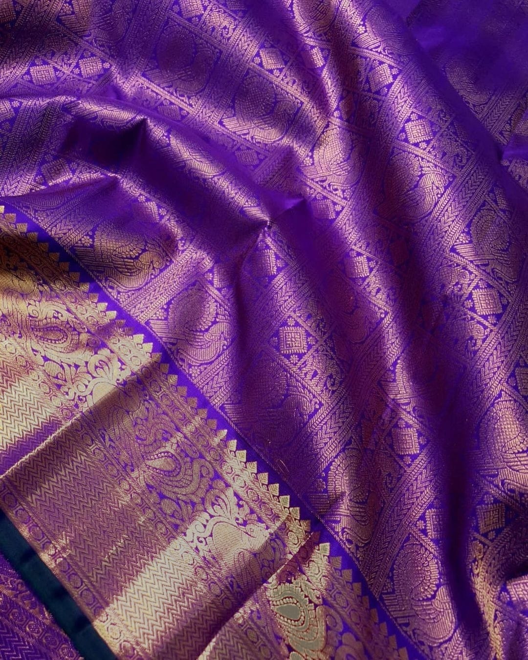 Adorable Royal Blue Soft Silk Saree With Fancifull Blouse Piece