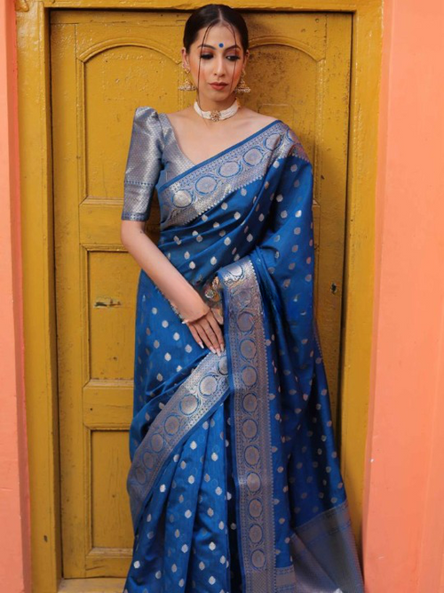 Load image into Gallery viewer, Transcendent Rama Soft Silk Saree With Tremendous Blouse Piece

