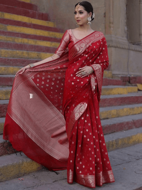 Snazzy Red Soft Silk Saree With Unequalled Blouse Piece