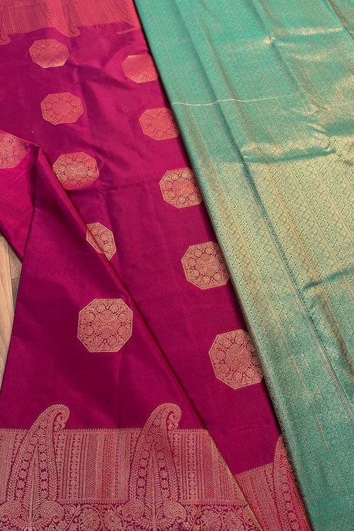 Load image into Gallery viewer, Extraordinary Dark Pink Soft Silk Saree With Lovely Blouse Piece
