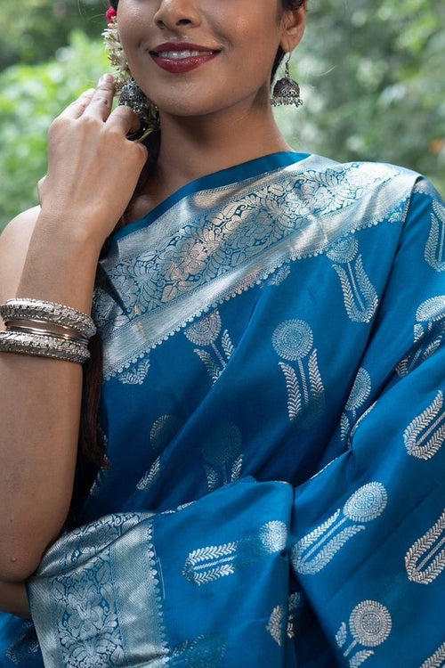 Load image into Gallery viewer, Ornate Blue Soft Silk Saree With Denouement Blouse Piece
