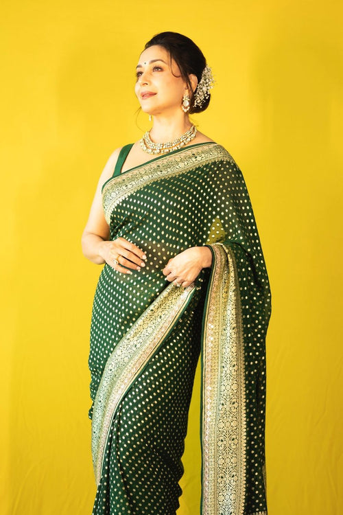 Load image into Gallery viewer, Sumptuous Dark Green Soft Silk Saree With Amiable Blouse Piece
