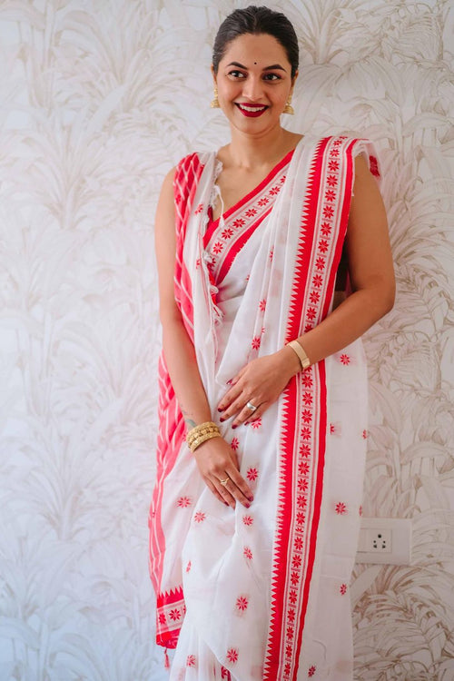 Load image into Gallery viewer, Lissome White Cotton Silk Saree With Smashing Blouse Piece
