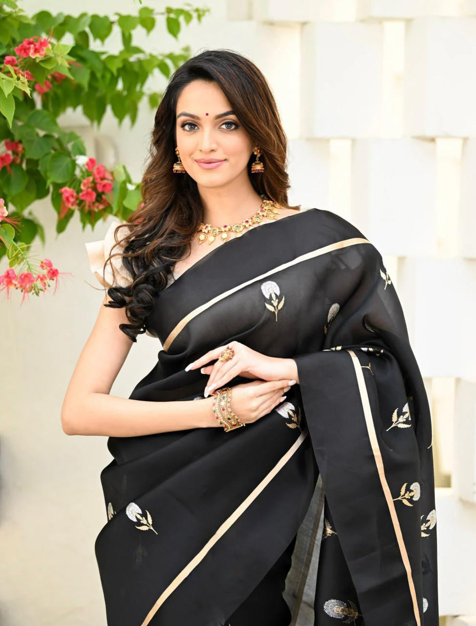 Elision Black Soft Silk Saree With Assemblage Blouse Piece