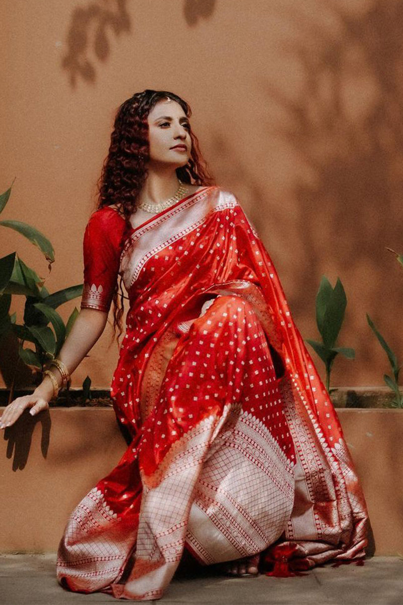 Intricate Red Soft Silk Saree With Delightful Blouse Piece