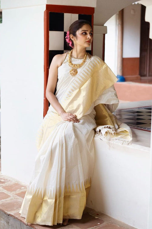 Load image into Gallery viewer, Wonderful Off White Soft Silk Saree With Amazing Blouse Piece
