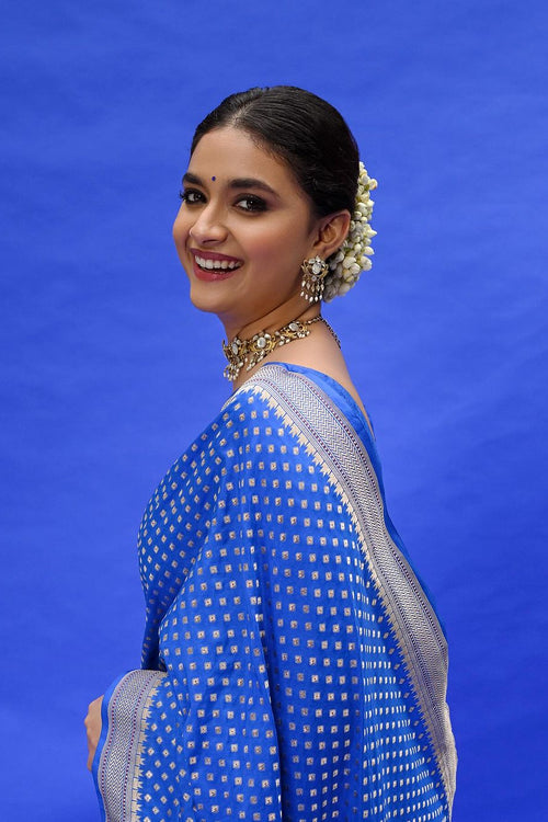 Load image into Gallery viewer, Phenomenal Royal Blue Soft Silk Saree With Lovely Blouse Piece
