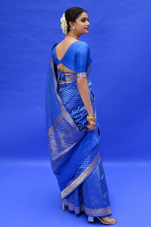 Load image into Gallery viewer, Phenomenal Royal Blue Soft Silk Saree With Lovely Blouse Piece
