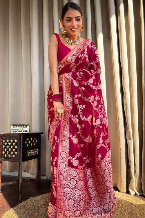 Load image into Gallery viewer, Flaunt Dark Pink Soft Silk Saree With Extraordinary Blouse Piece
