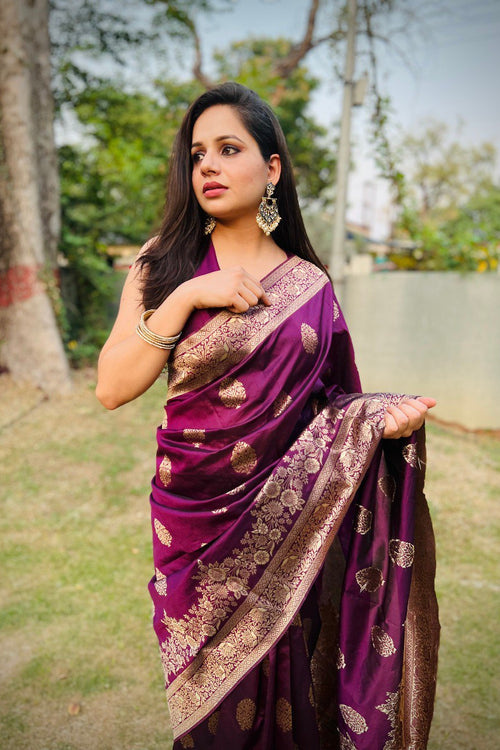 Load image into Gallery viewer, Lissome Wine Soft Silk Saree With Desultory Blouse Piece
