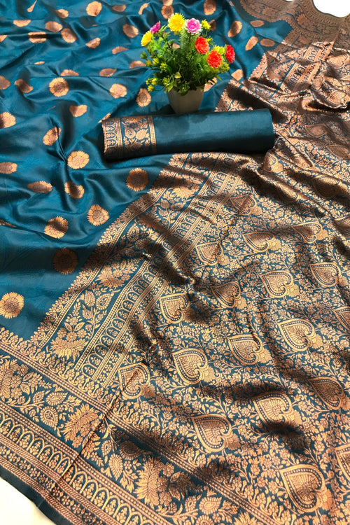 Load image into Gallery viewer, Elaborate Rama Soft Silk Saree With Amiable Blouse Piece
