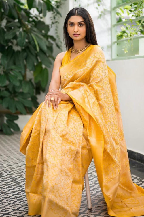 Load image into Gallery viewer, Imbrication Yellow Soft Silk Saree With Serendipity Blouse Piece
