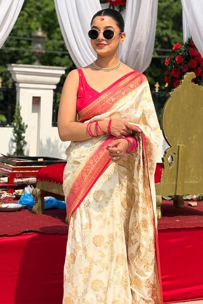 Elision Beige Soft Silk Saree With Elaborate Blouse Piece