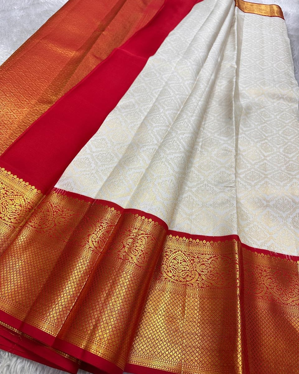 Inimitable Beige Soft Silk Saree With Effulgent Blouse Piece