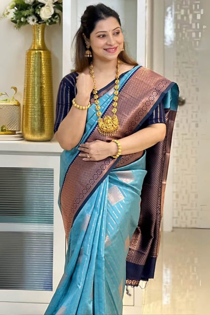 Verdant Firozi Soft Silk Saree With Supernal Blouse Piece