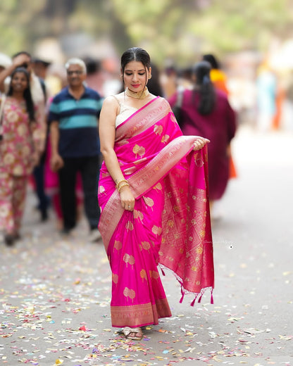 Nemesis Dark Pink Soft Silk Saree With Fugacious Blouse Piece