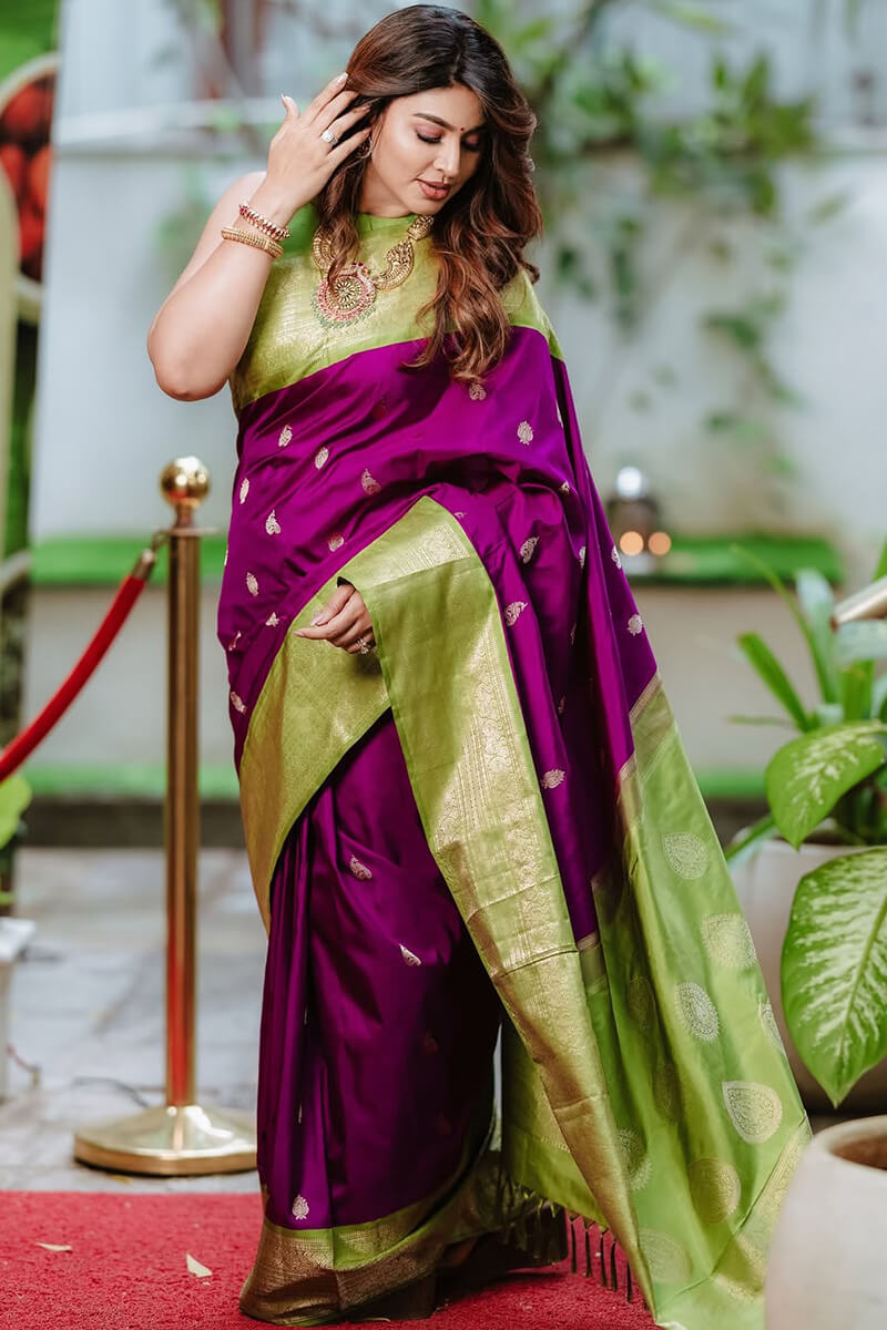 Stylish Purple Soft Silk Saree With Elision Blouse Piece