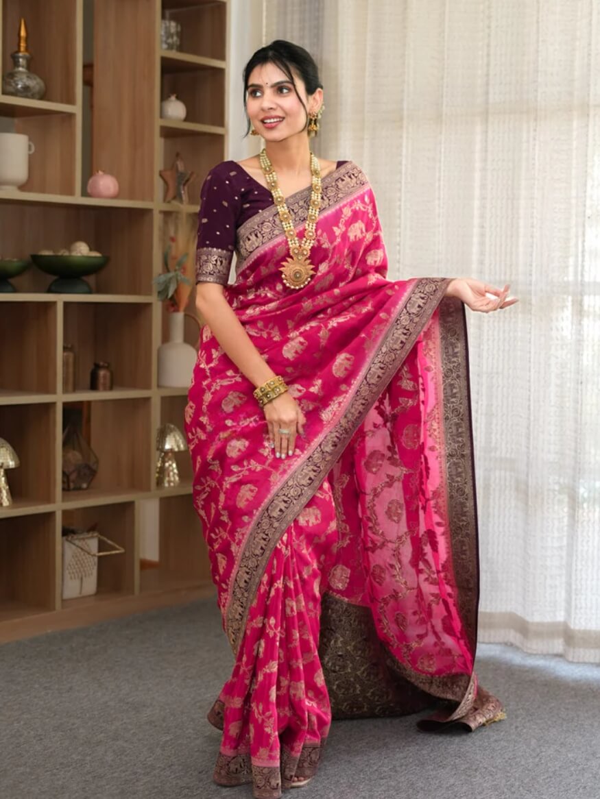 Posh Dark Pink Soft Silk Saree With Exuberant Blouse Piece