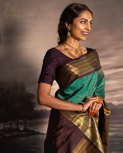 Artistic Rama Soft Silk Saree With Demanding Blouse Piece