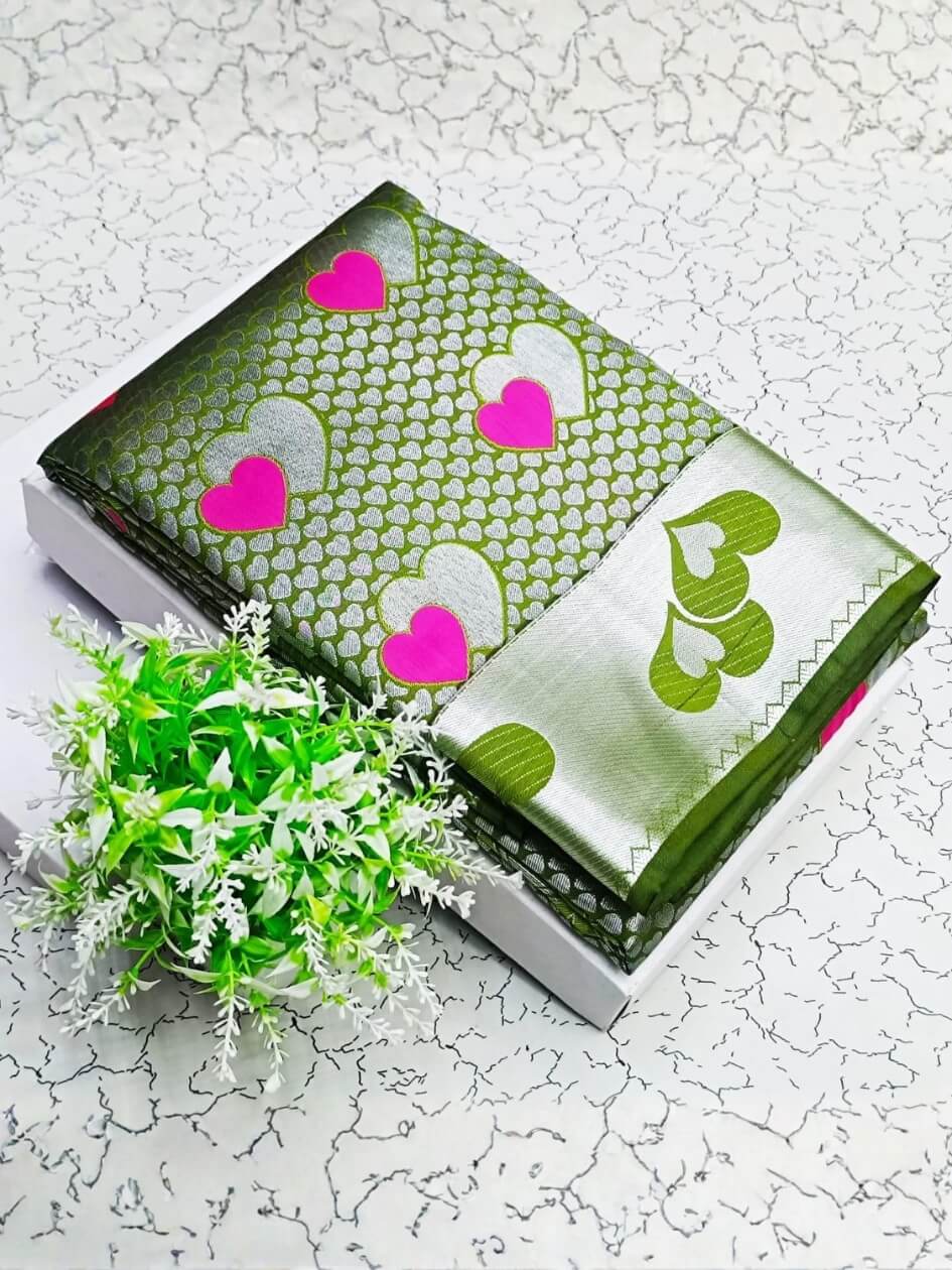 Nemesis Green Soft Banarasi Silk Saree With Stunning Blouse Piece