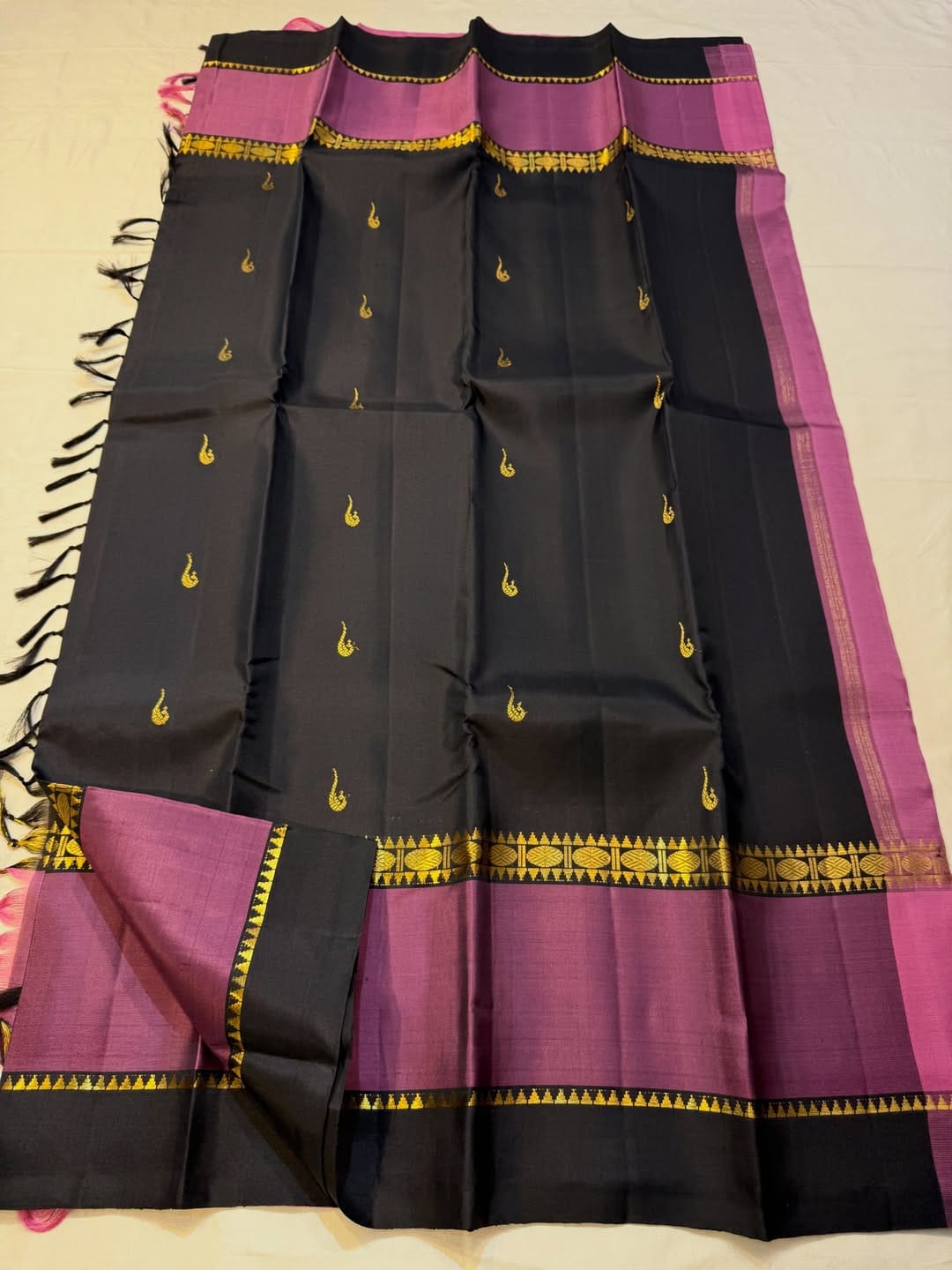 Jazzy Black Soft Silk Saree With Rhapsody Blouse Piece