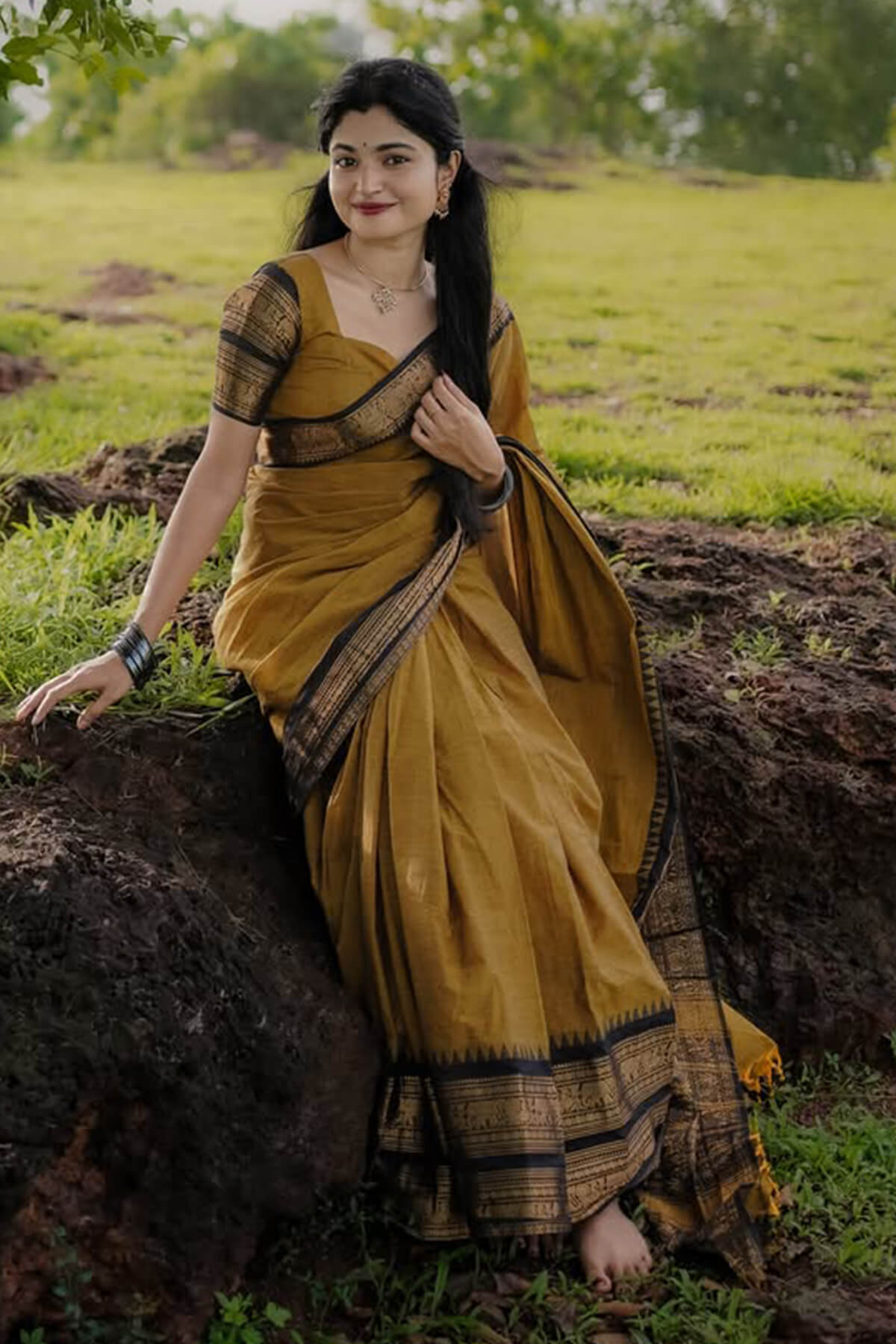 Arresting Mustard Cotton Silk Saree With Excellent Blouse Piece