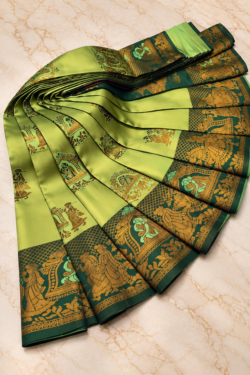 Winsome Green Pure Banarasi Silk Saree With Sophisticated Blouse Piece