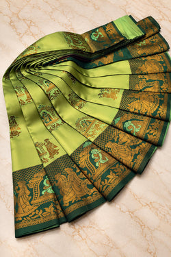 Winsome Green Pure Banarasi Silk Saree With Sophisticated Blouse Piece